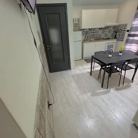 Selena House Apartment