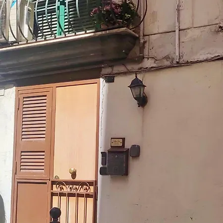 Selena House * Nápoles