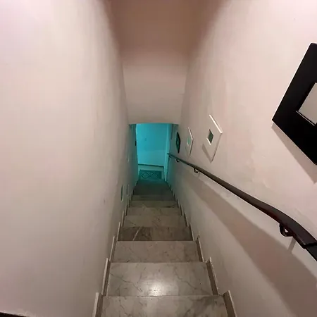 Selena House * Nápoles